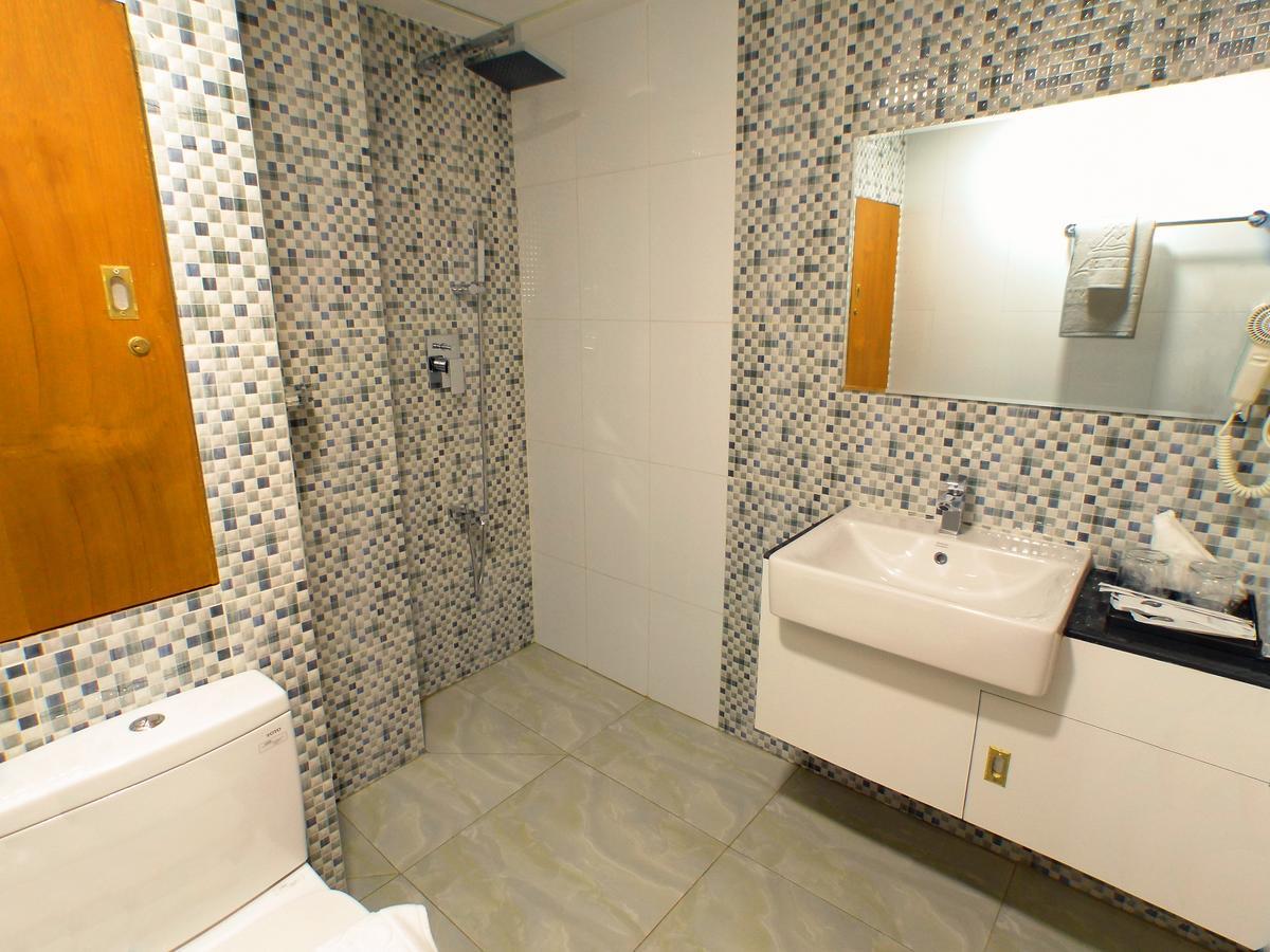Aung Myint Mo Hotel Мандалей Екстериор снимка